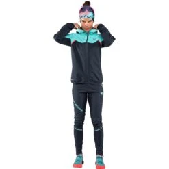 Dynafit Alpine Gore-Tex Jacket Femme Bleu -Tenue Active main 08 0000071469 8051 BODY 08 0000071609 3011 BODY 5661