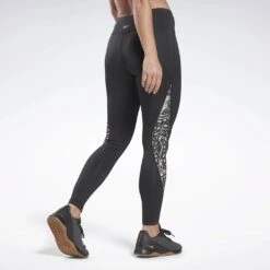 Reebok Modern Safari Tights Femme -Tenue Active main 0a28cf00039c4f5e8a48ade101407452 9366 copie 6e58