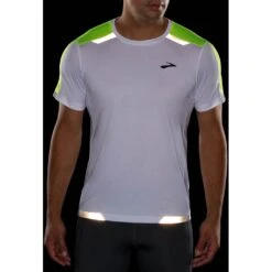 Brooks Running Run Visible Short Sleeve Homme Blanc -Tenue Active main 211409 134 D1 Run Visible Short Sleeve 1400x e626