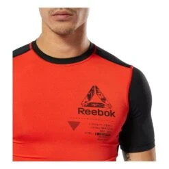 Reebok Ost Short Sleeve Graphic Comp T-Shirt Homme Rouge -Tenue Active main 238523 151111 3 c661