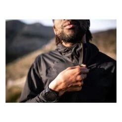 Compressport Hurricane Waterproof 10/10 Jacket Homme Noir -Tenue Active main 280843 178592 5 b196