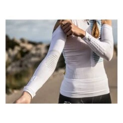 Compressport Armforce Ultralight Blanc -Tenue Active main 283039 178715 3 8e60