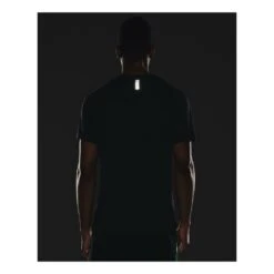 Under Armour Streaker Short Sleeve Homme Noir 9 Under Armour Streaker Short Sleeve Homme Noir -Tenue Active main 298494 188667 5 71f3