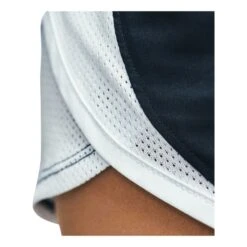 Under Armour Fly By 2.0 Short Femme Noir -Tenue Active main 298499 188670 3 2c33