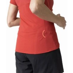 Odlo T-Shirt Manches Courtes 1.2 Zip Axalp Trail Femme -Tenue Active main 313901 30837 Model Detail Crop 1 5e79