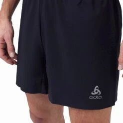 Odlo Short Zeroweight 5 Inch Homme -Tenue Active main 322942 15000 Model Detail Crop 1 3a2a