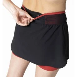 Odlo Jupe X-Alp Femme Rouge -Tenue Active main 323361 60280 Model Detail Crop 2 1 8715