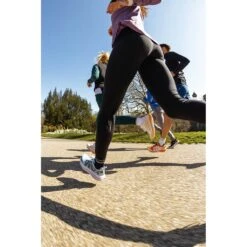 Salomon Cross Warm Tight Femme Noir -Tenue Active main FW22 GLIDE MAX carlesmedina 20.jpg.high res 1451