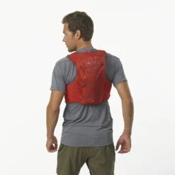 Salomon Active Skin 8 Rouge -Tenue Active main LC1909600 1 MOD ACTIVE SKIN 8 with flasks Fiery Red EBON.png.high res 28e3