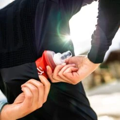 Compressport Hurricane Windproof Jacket Femme Noir -Tenue Active main hurricane windproof jacket w black 4 a1b0